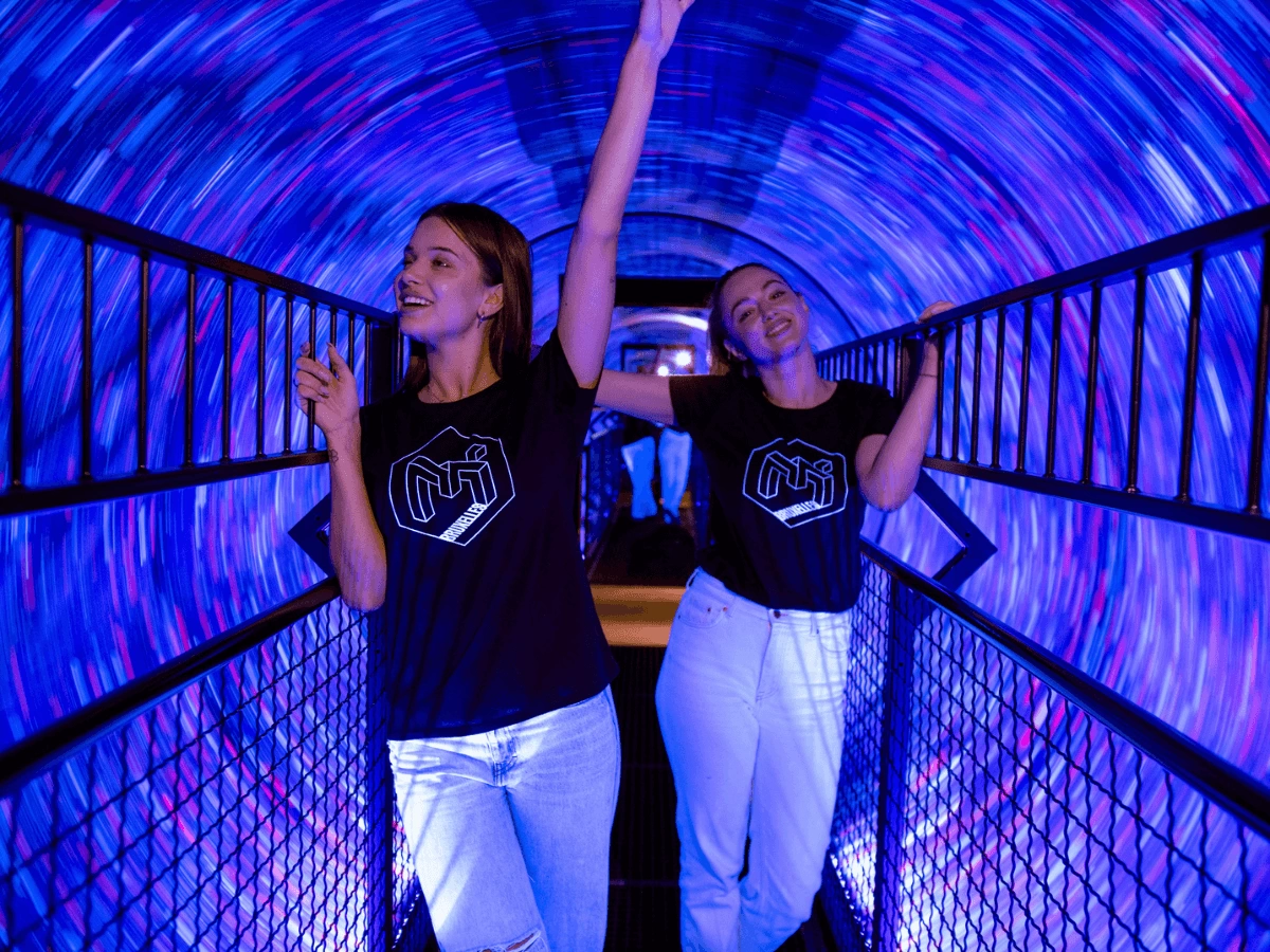 private group hero image group visit moi brussels 1200×900 2